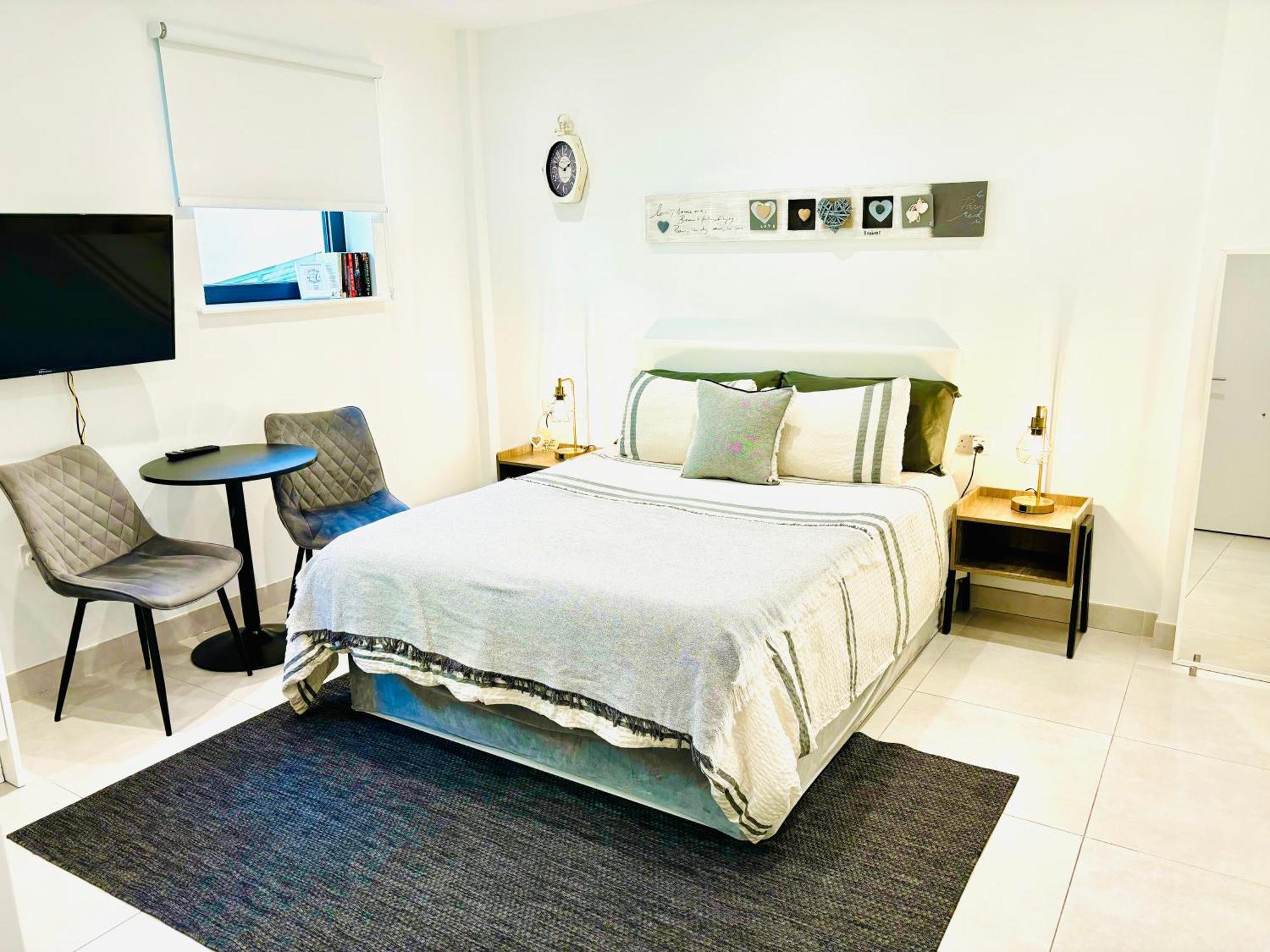 Gibraltar Central Suites Luaran gambar